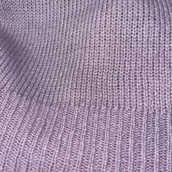 SHEIN Sweater - Picture 4 of 5